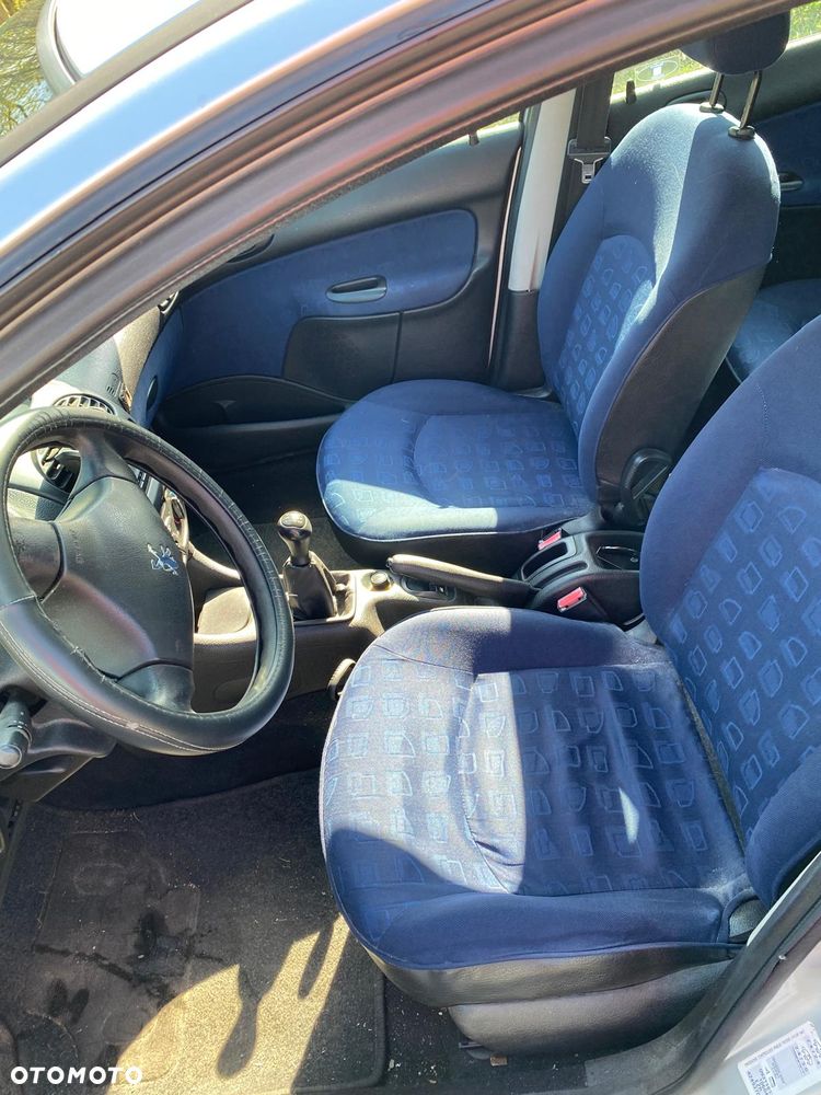 Peugeot 206 1.1 Color-Line - 4