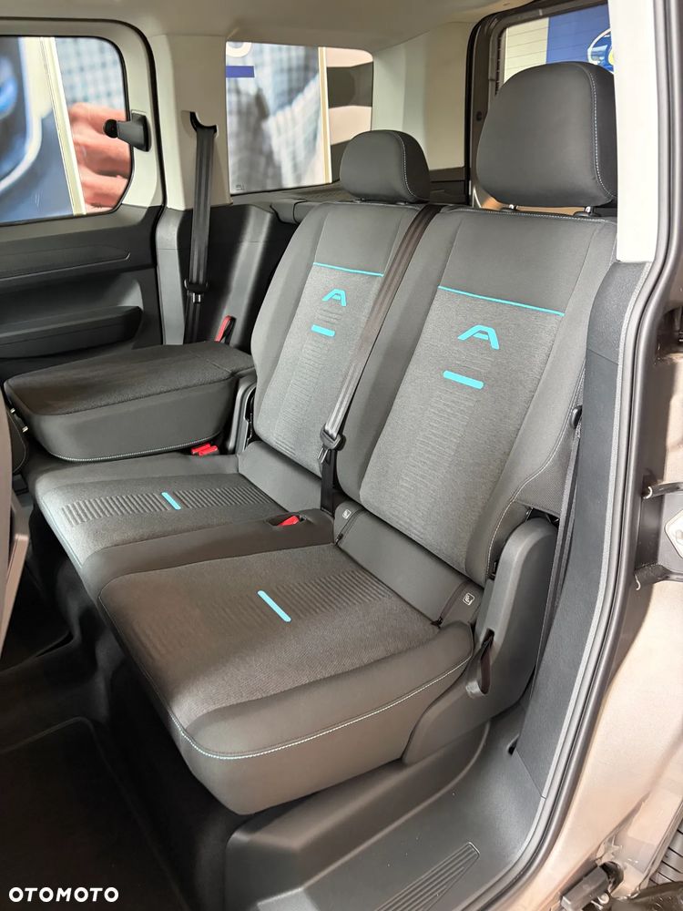Ford Tourneo Connect - 6