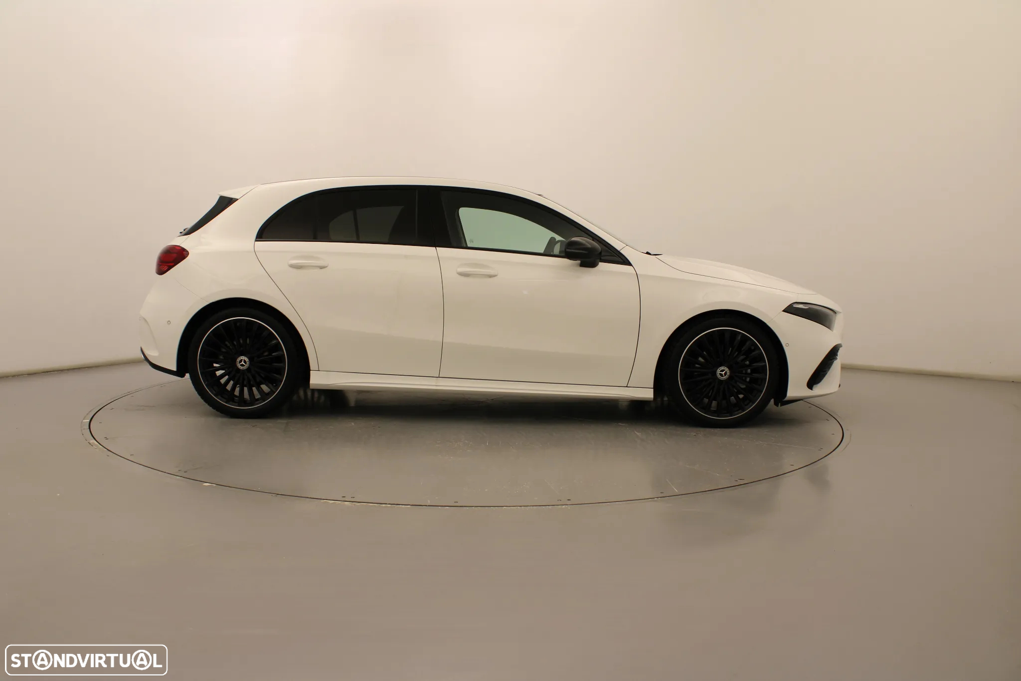Mercedes-Benz A 180 d - 4