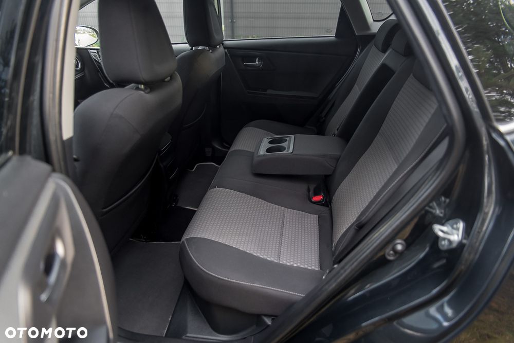 Toyota Auris 1.8 VVT-i Automatik Edition-S - 34