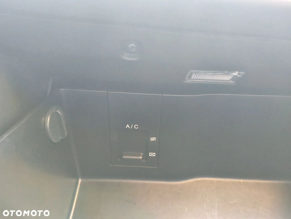 Kia Ceed 1.4 CVVT Attract - 8