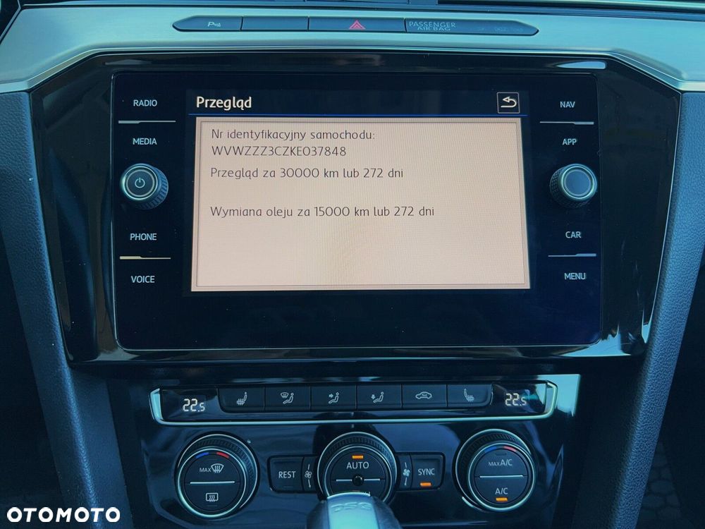 Volkswagen Passat - 30