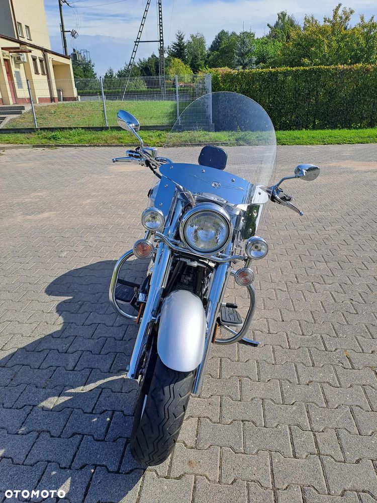 Yamaha Road Star - 1