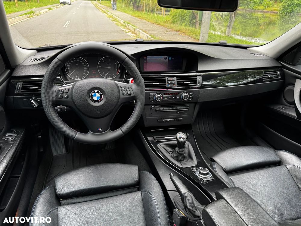 BMW Seria 3 320d - 14