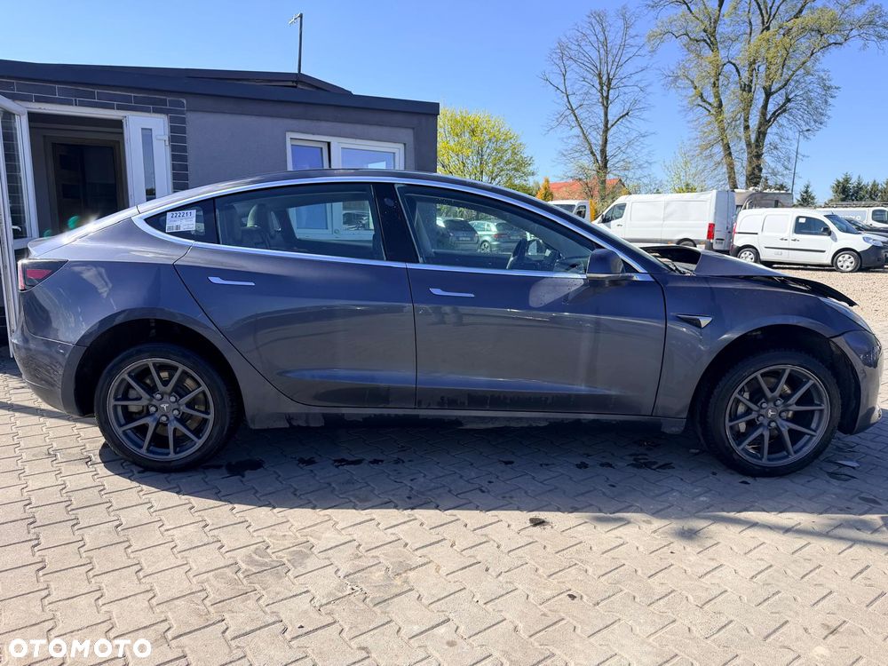 Tesla Model 3 Langstreckenbatterie Allradantrieb Dual Motor - 4