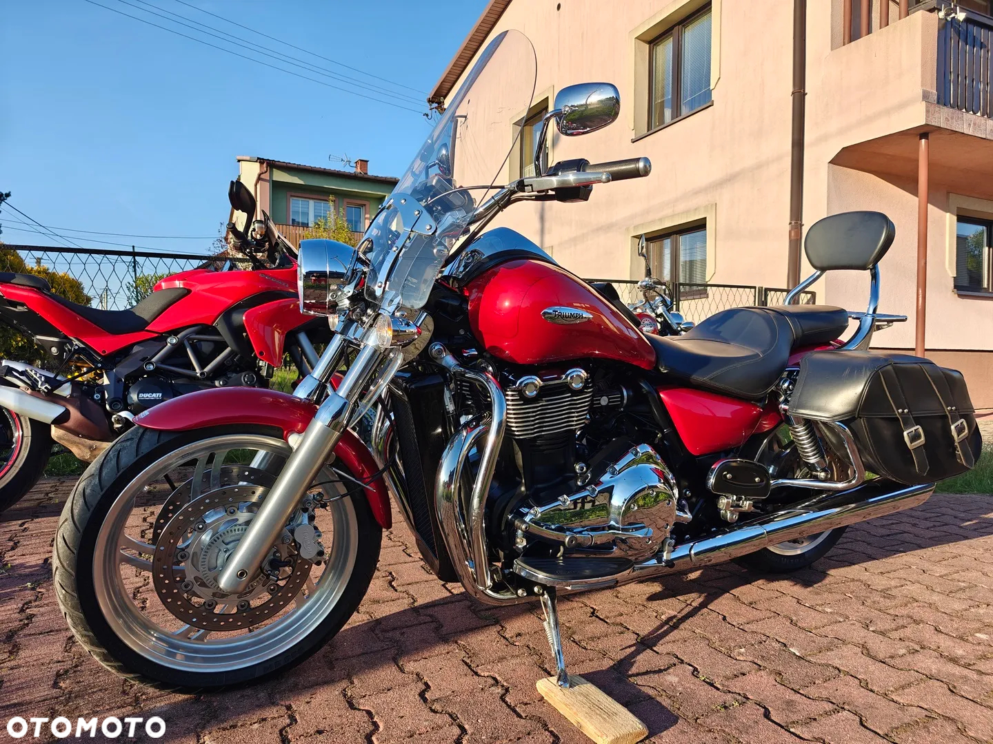 Triumph Thunderbird - 12