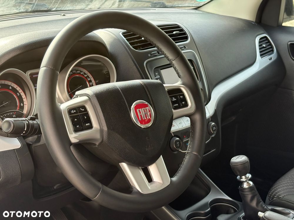 Fiat Freemont 2.0 Multijet Lounge - 11