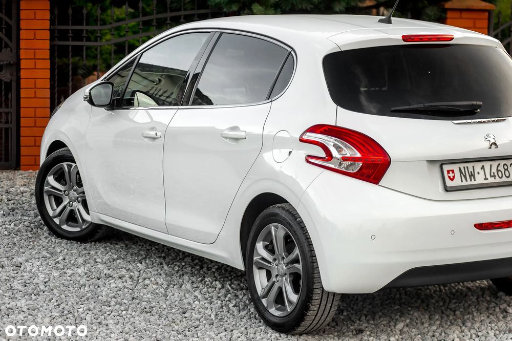 Peugeot 208 1.6 VTi Allure - 9
