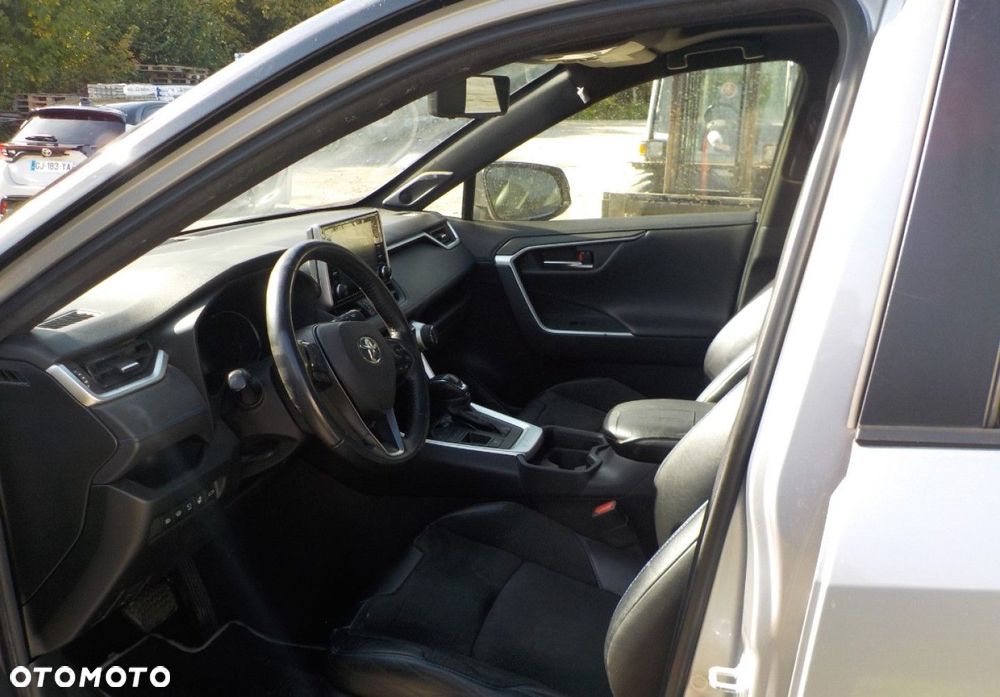 Toyota RAV4 - 19