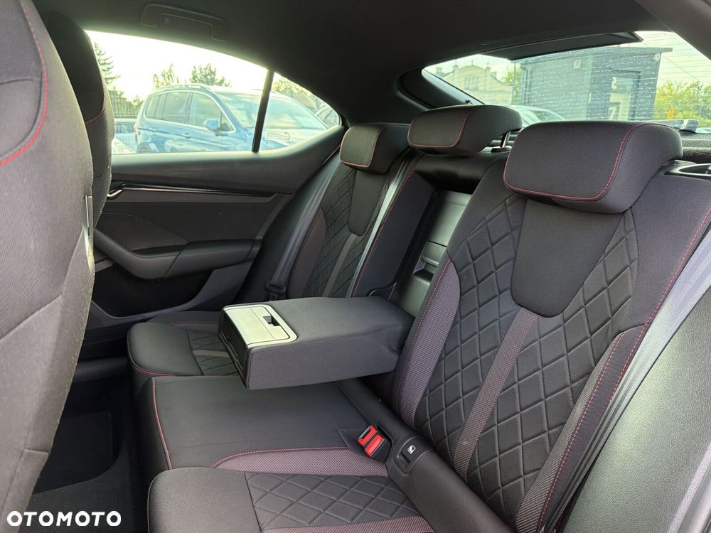 Skoda Octavia 2.0 TSI RS DSG - 24