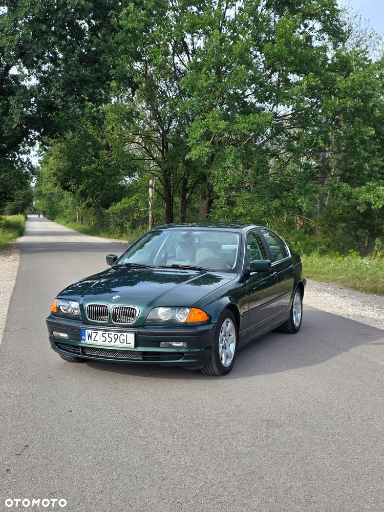 BMW Seria 3 328i - 1