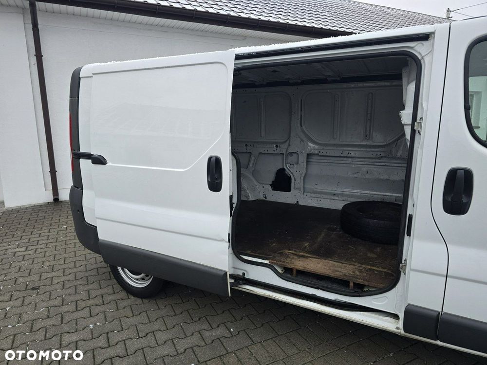 Renault Trafic - 19