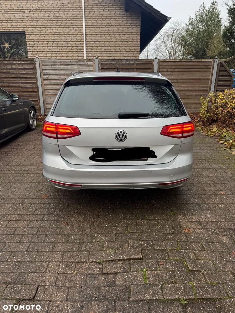 Volkswagen Passat Variant 2.0 TDI SCR DSG Highline - 5