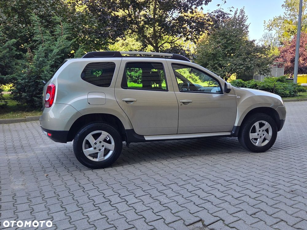 Dacia Duster 1.6 16V 4x2 Laureate - 3