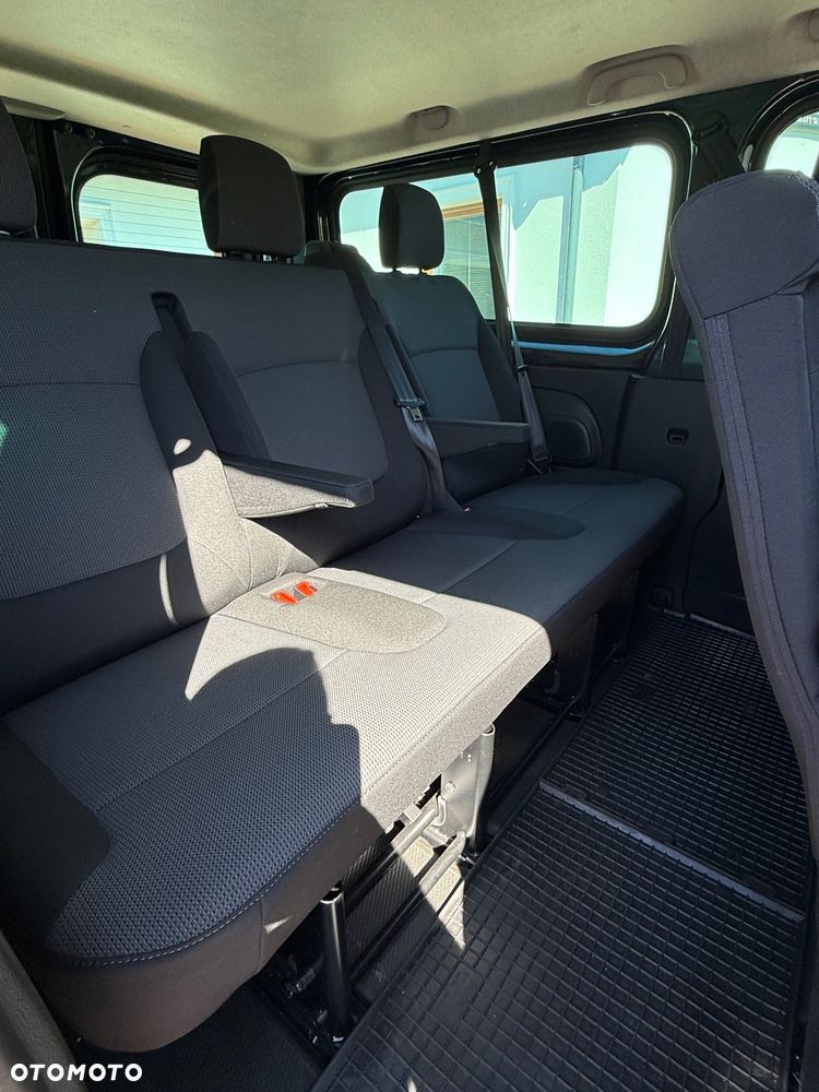 Renault Trafic 2.0 dCi EDC - 10