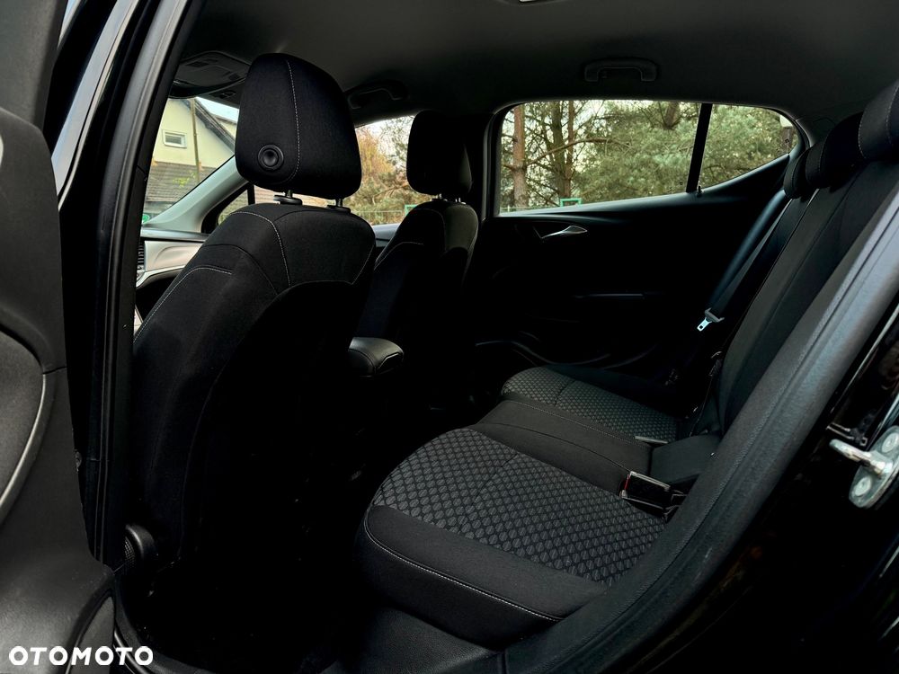 Opel Astra 1.4 Turbo Innovation - 10