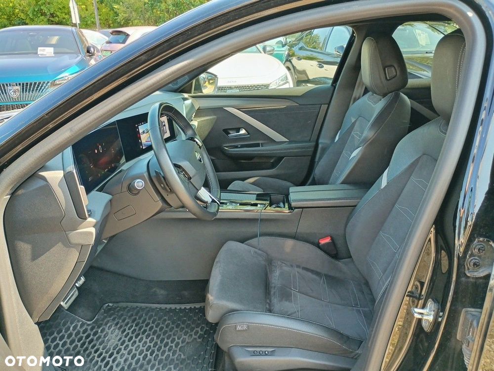 Opel Astra 1.2 T GS S&S - 10