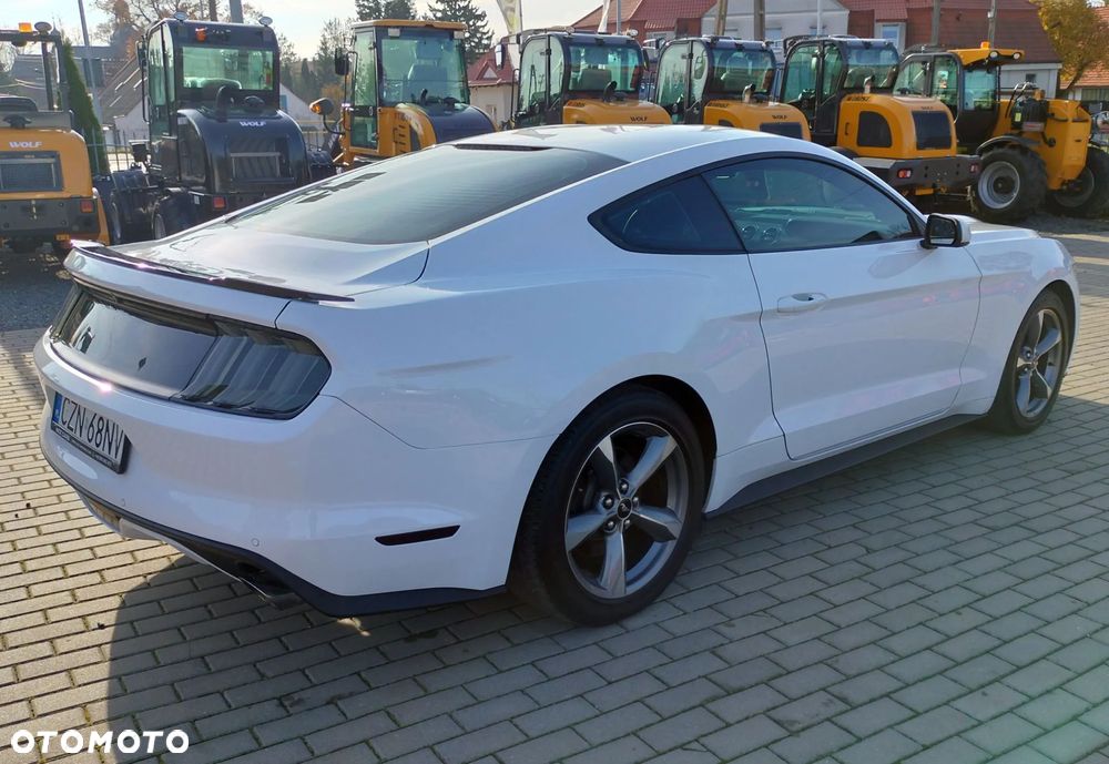 Ford Mustang 3.7 V6 - 3