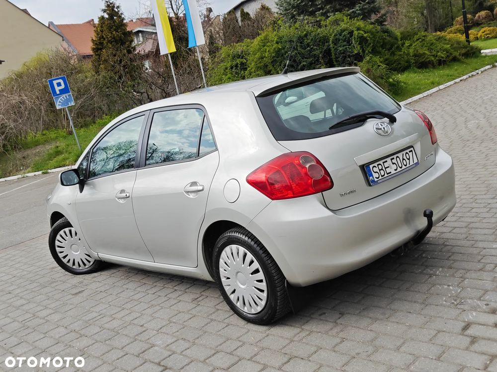 Toyota Auris 2.0 D-4D Luna - 6