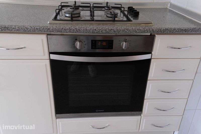 Arrendo Apartamento T1 em Vila boa junto ao estadio cidade de Barcelos - Grande imagem: 4/10