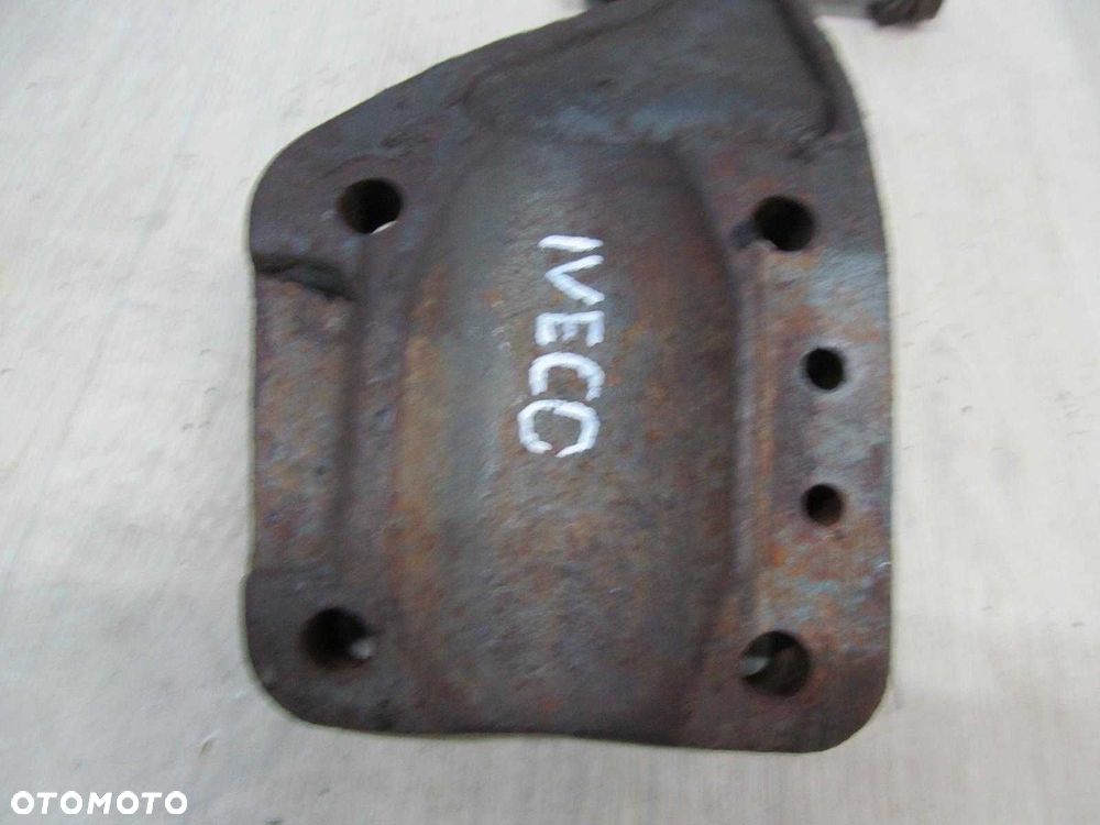 IVECO DAILY 03-14 LAPA WSPORNIK MOCOWANIE MOSTU RESORA TYL - 3