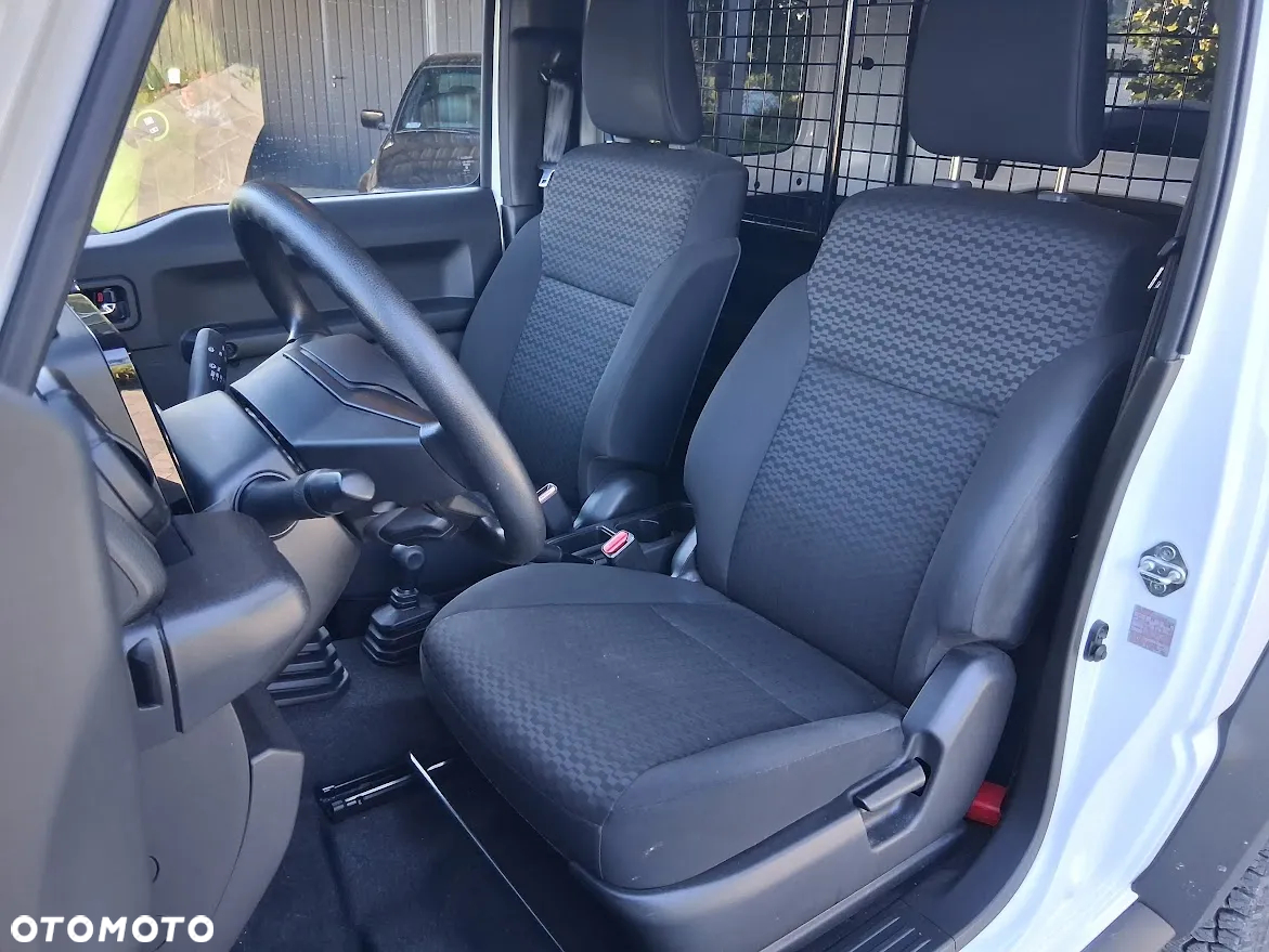 Suzuki Jimny 1.5 Pro - 16