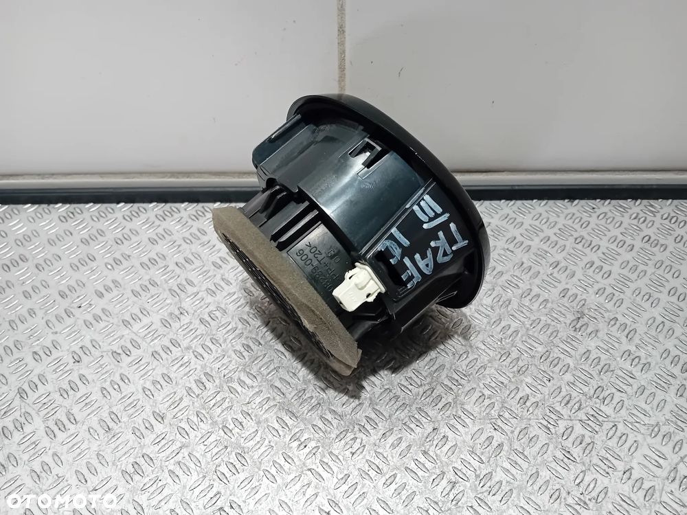 kratka nawiewu deski lewa kierowcy Renault Trafic III 2018 687606325R - 2