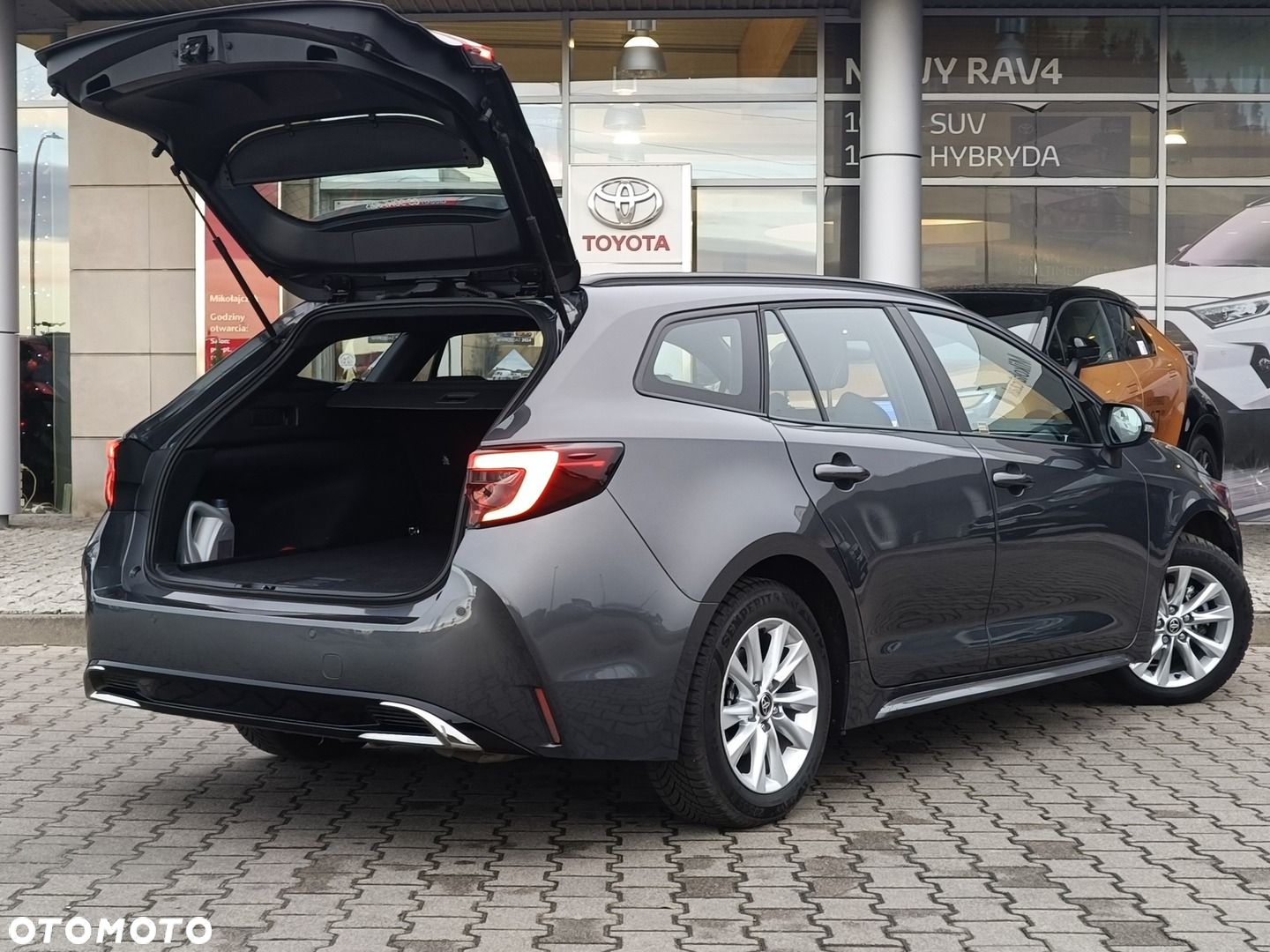 Toyota Corolla 1.8 Hybrid Comfort - 7