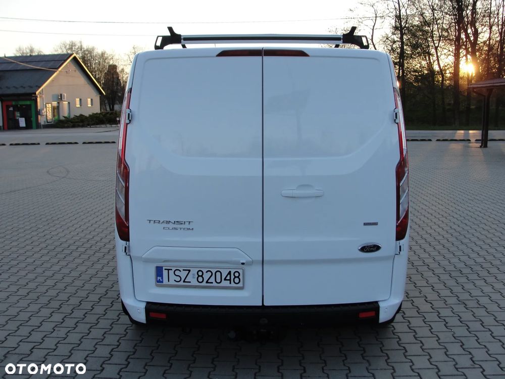 Ford Transit Custom - 8