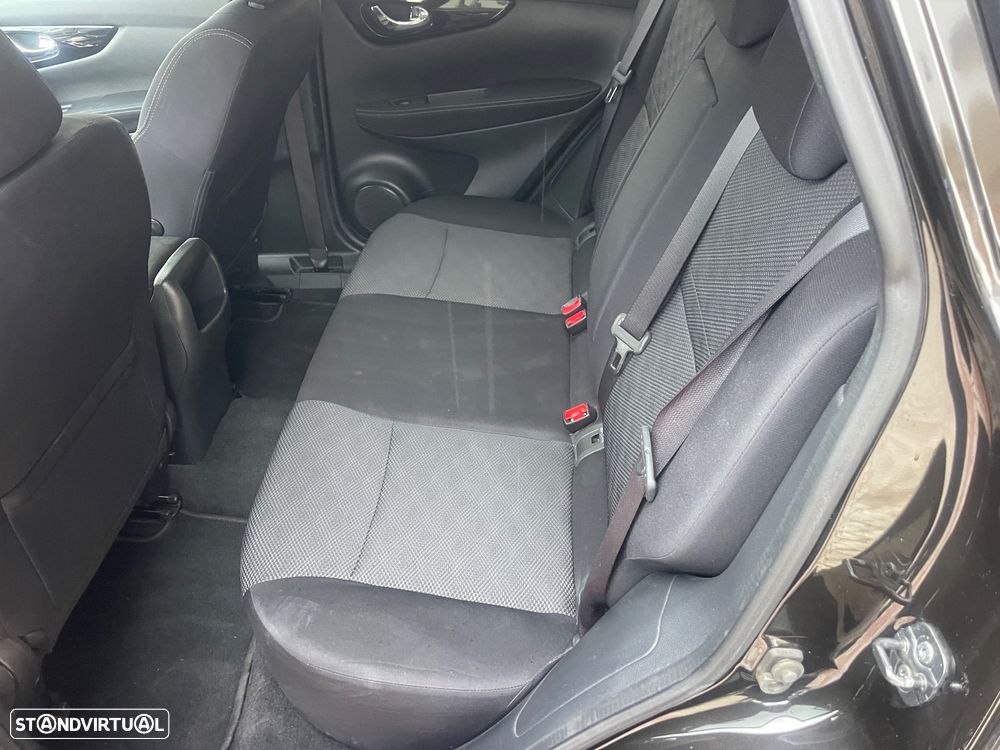Nissan Qashqai 1.5 dCi N-Connecta Led - 10