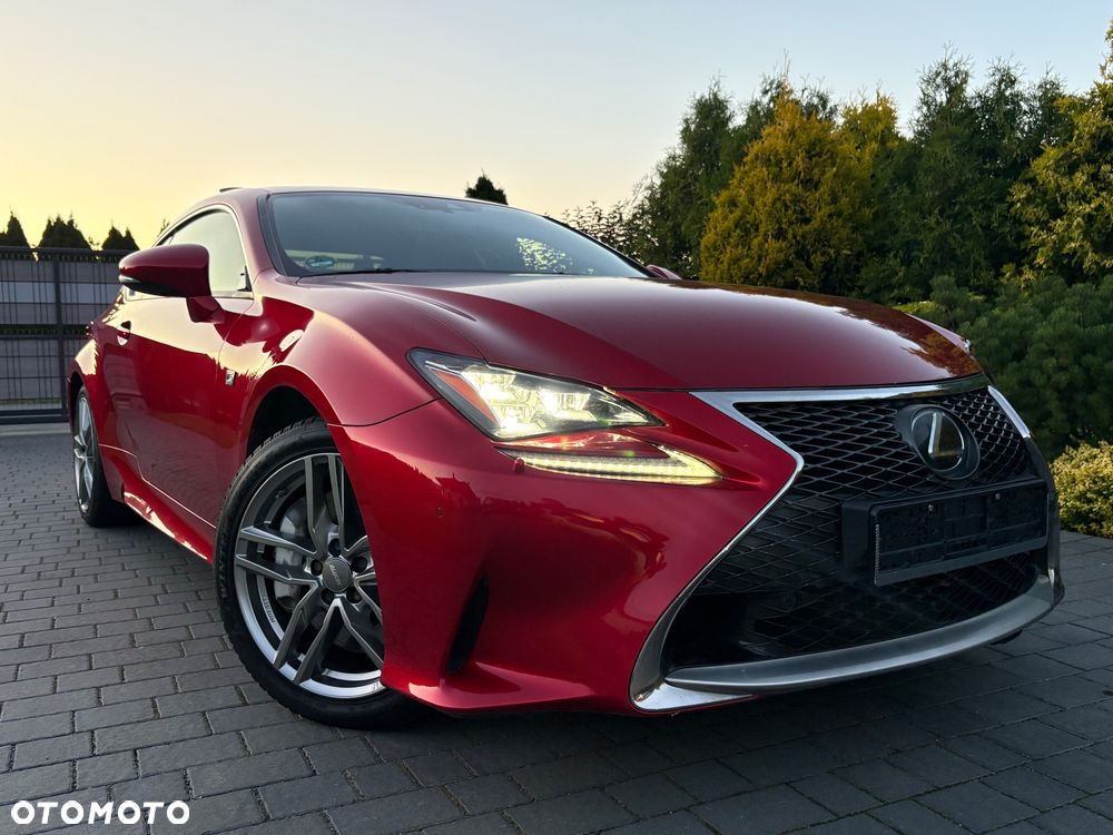 Lexus RC 200t / 300 F Sport - 2