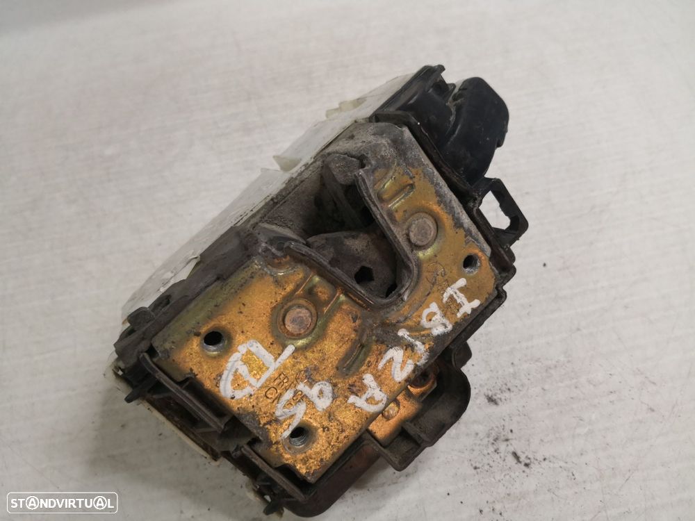 Fecho Da Porta Trás Dto Seat Ibiza Ii (6K1) - 3