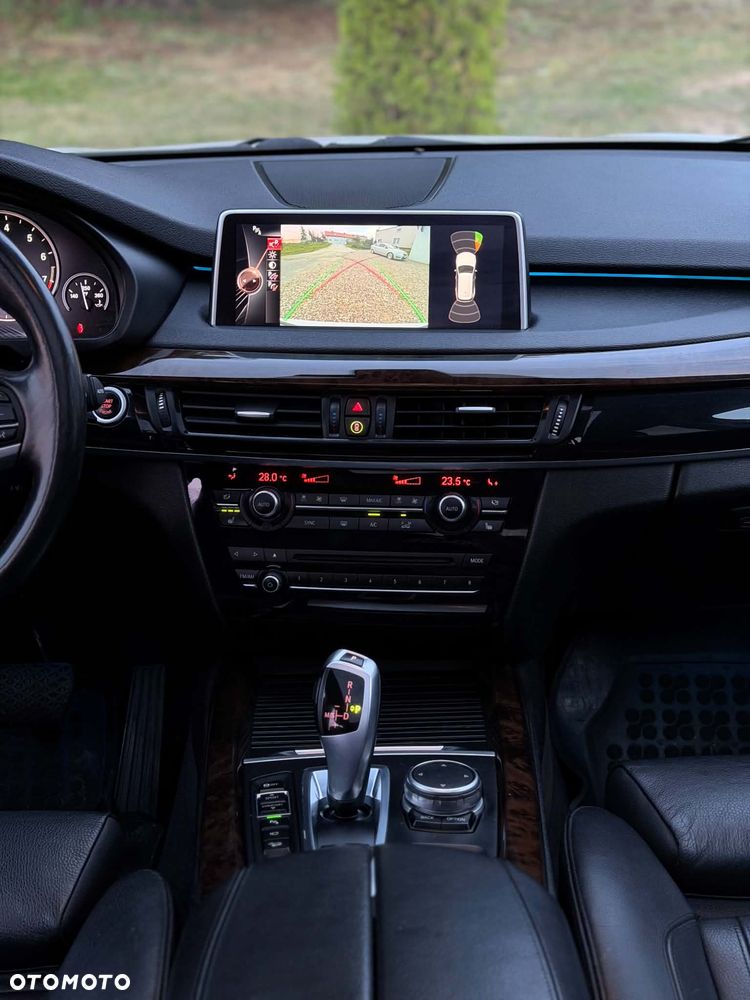 BMW X5 xDrive35i - 9