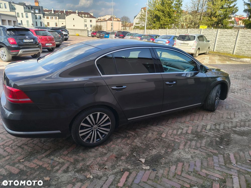 Volkswagen Passat 2.0 TSI Highline - 10