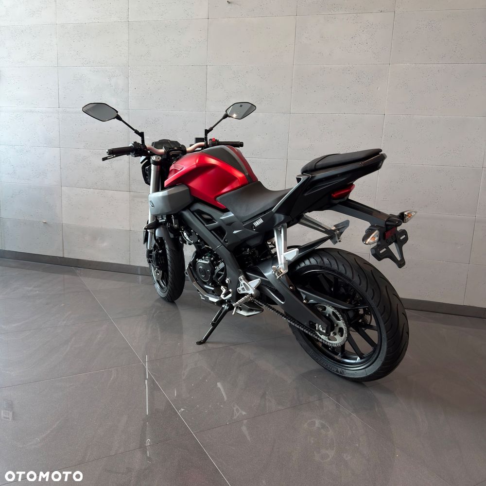 Yamaha MT - 9