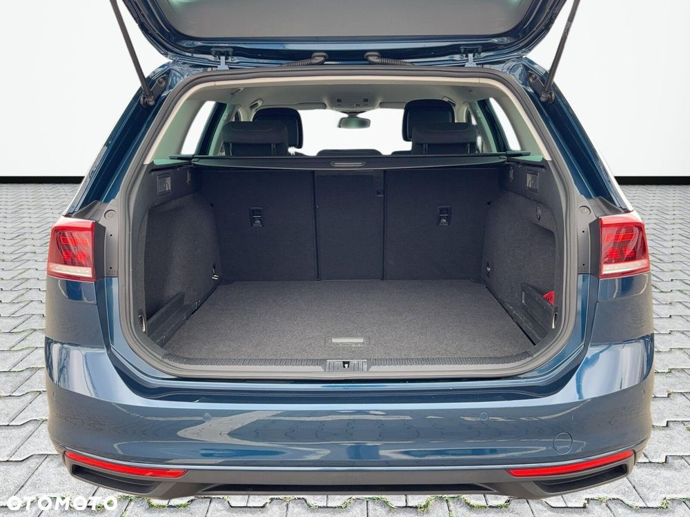 Volkswagen Passat Variant 2.0 TDI EVO Business DSG - 10