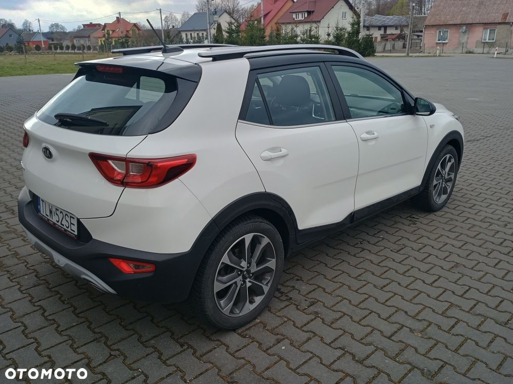 Kia Stonic - 4