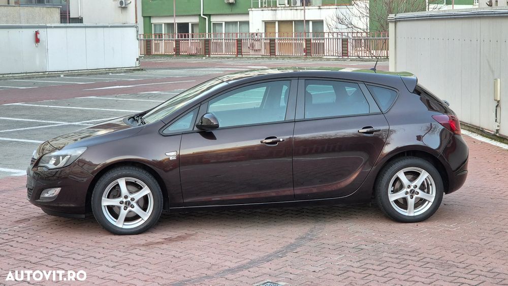 Opel Astra 1.7 CDTI DPF 150 Jahre - 15