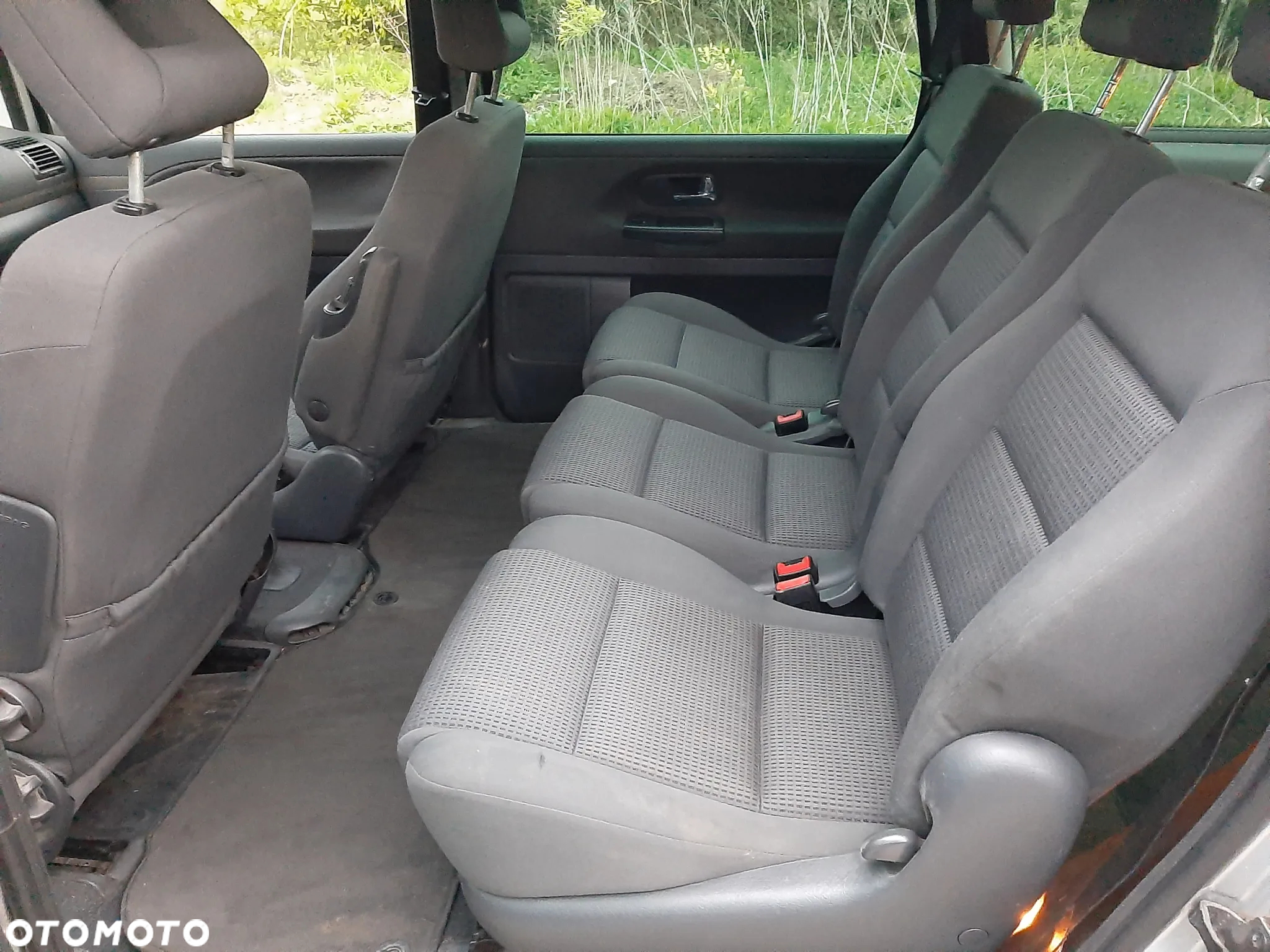 Volkswagen Sharan - 12