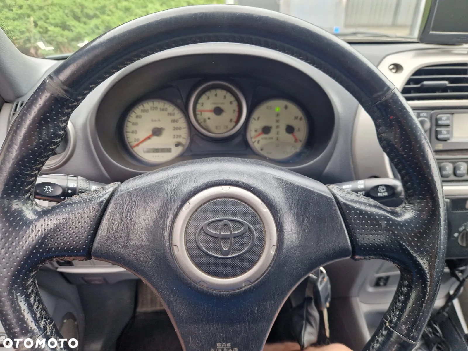 Toyota RAV4 - 12
