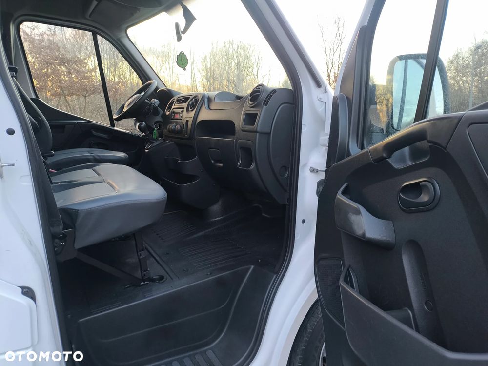 Renault Master - 18