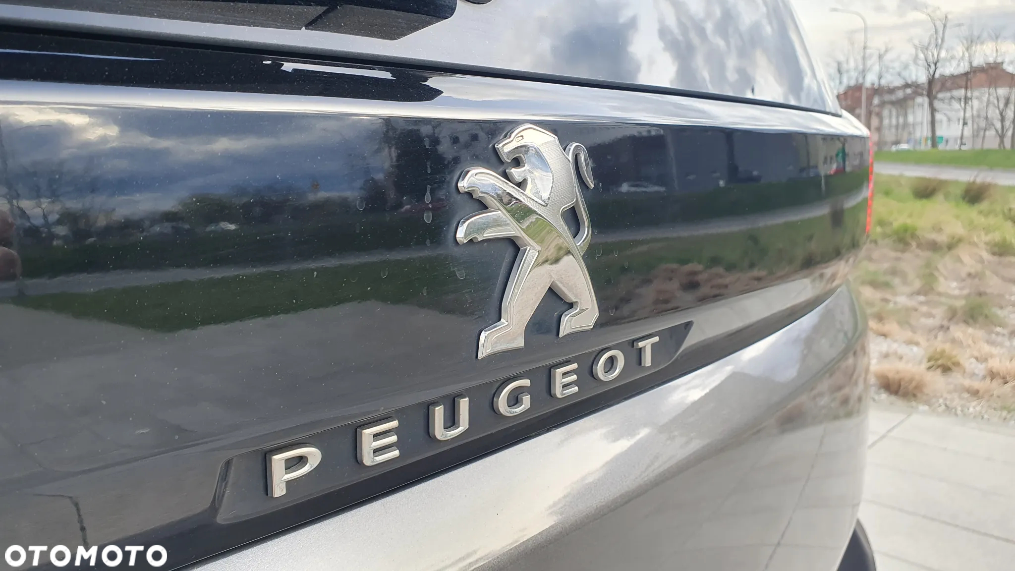 Peugeot 5008 1.5 BlueHDi Allure Pack S&S - 31