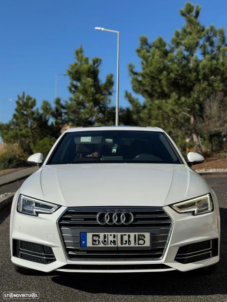 Audi A4 2.0 TFSI S tronic - 1