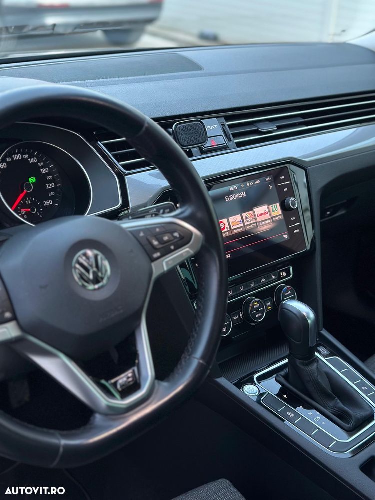 Volkswagen Passat Variant 2.0 TDI DSG R Executive - 6