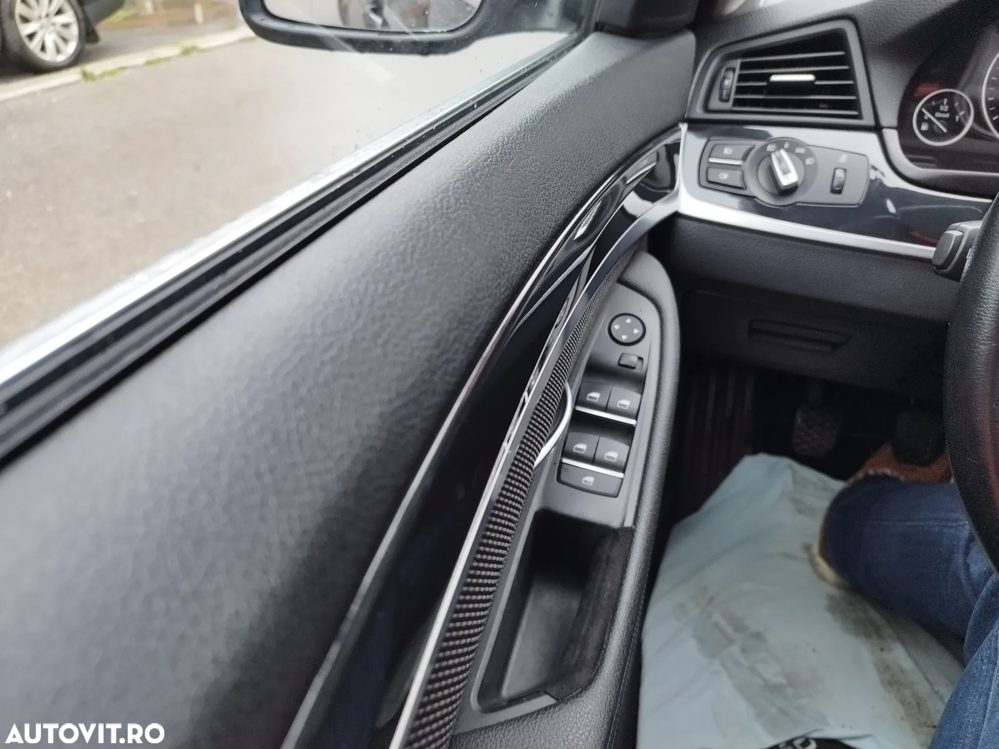 BMW Seria 5 520d Touring Blue Performance - 12