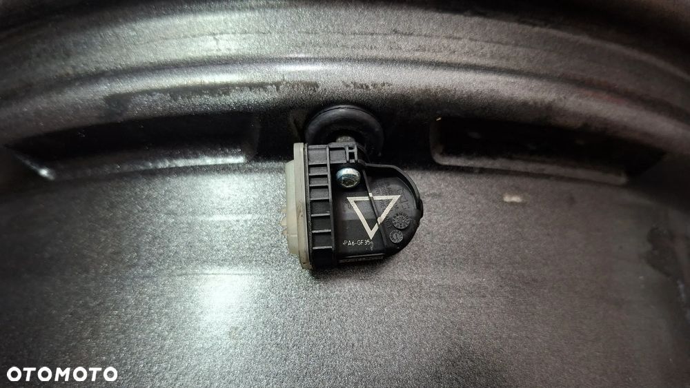 Felgi Aluminiowe 16 Ford Ranger 6x139.7 ET 55 - 16