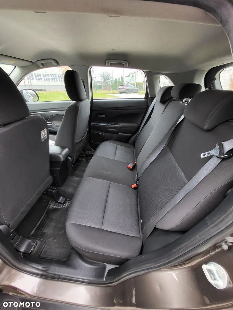 Mitsubishi ASX 1.8 DID Inform - 12