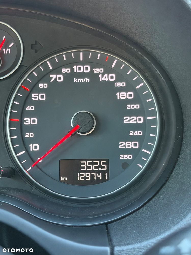 Audi A3 Sportback - 6