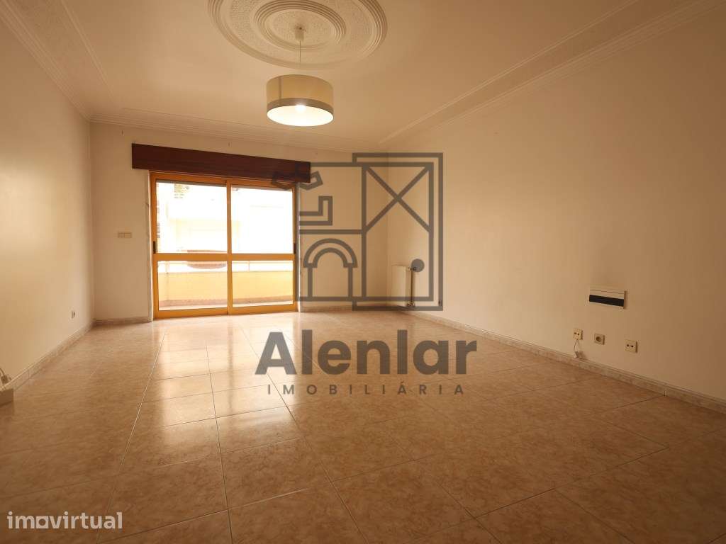 Apartamento T3 para Arrendamento - Castanheira do Ribatejo - Grande imagem: 5/25