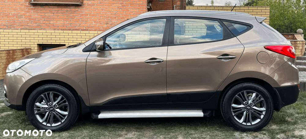 Hyundai ix35 1.6 2WD Fifa World Cup Edition - 4